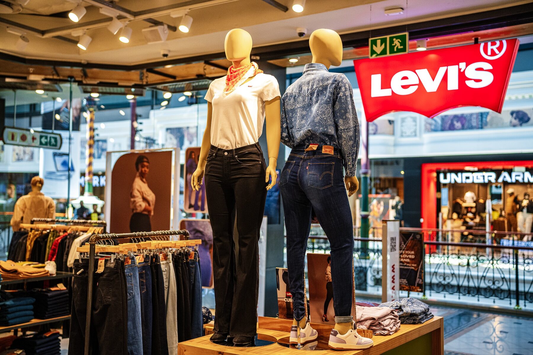 Levi's mannequins presenting a coordinated denim collection